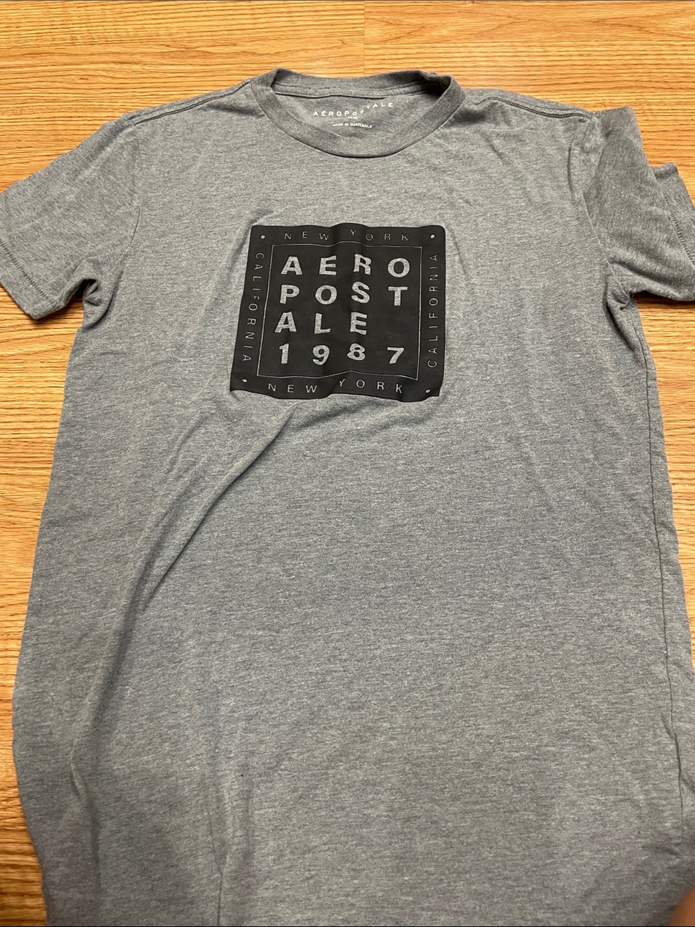 Aeropostale Gray Short Sleeve Logo Tee with Black Square Graphic
